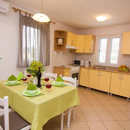 Apartment Josipa 2 Bedroms And 2 Bathrooms