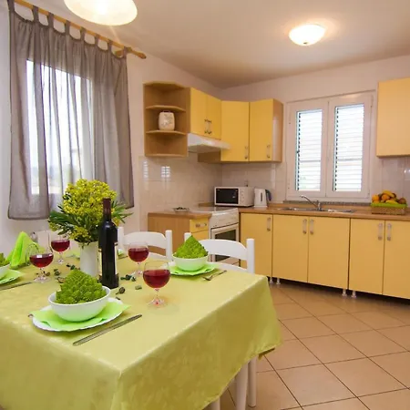 Josipa 2 Bedroms And 2 Bathrooms